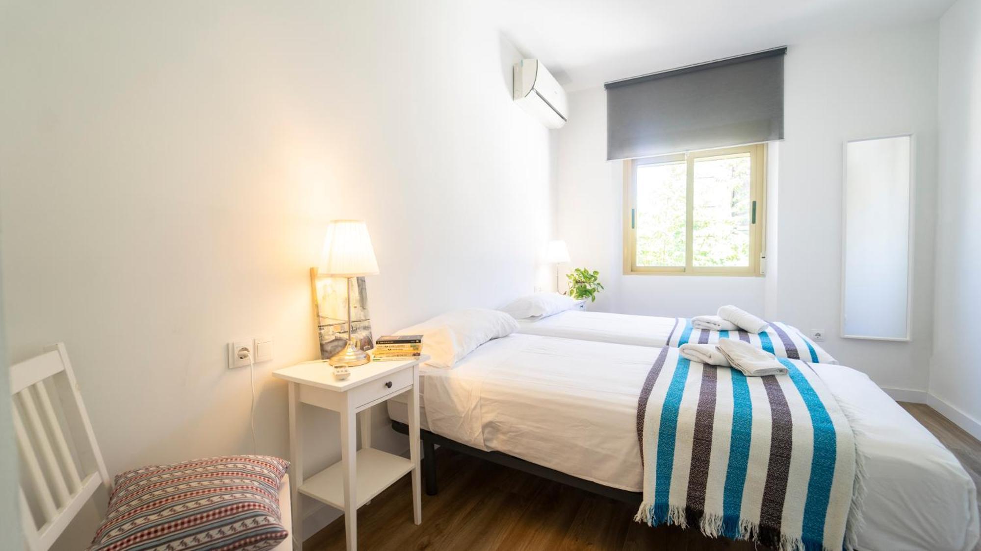 Apartamento Alborea กรานาดา ภายนอก รูปภาพ